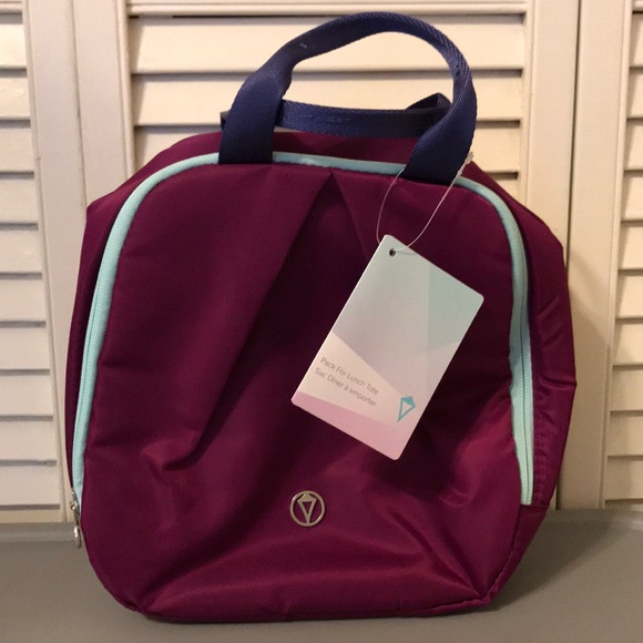 lululemon lunch tote